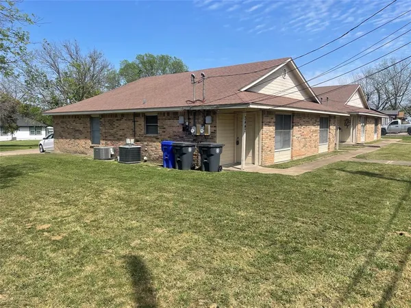 $475,000 | 3445-47 Pewitt Drive, Unit 43, Waco, TX 76706