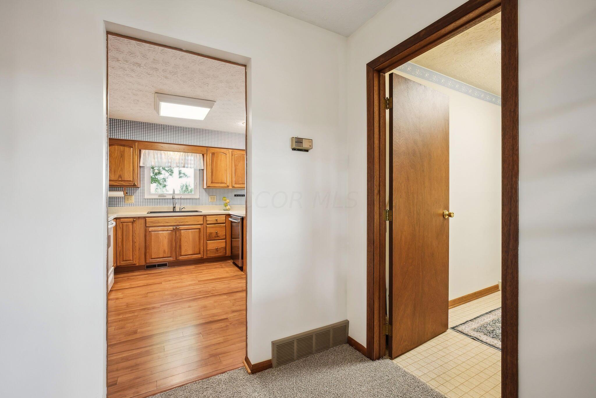 7229 Hoover Road Orient, OH 43146 - Photo 13 of 46 19-web-or-mls-7229-hoover-rd