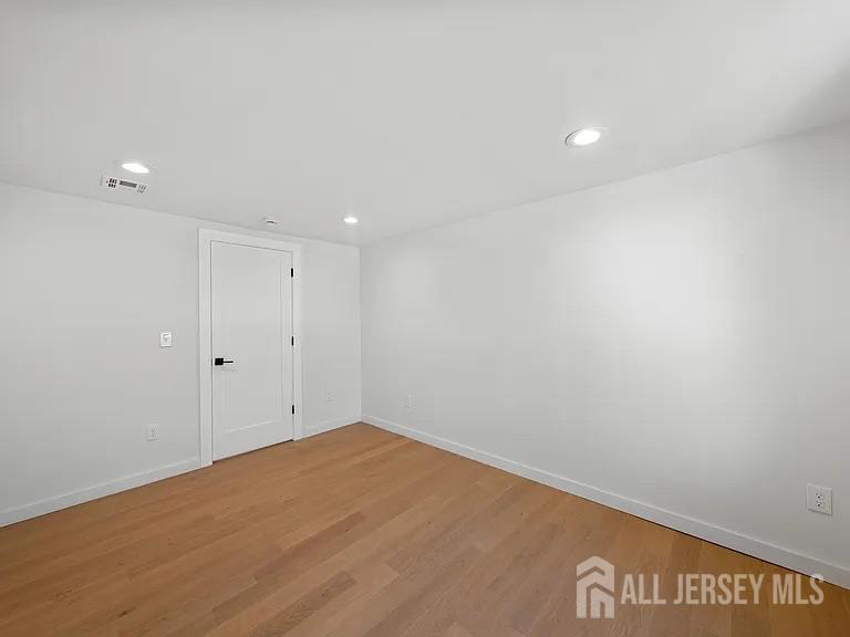 3 Meadow Road, Unit 2 Edison, NJ 08817 - Photo 17 of 19