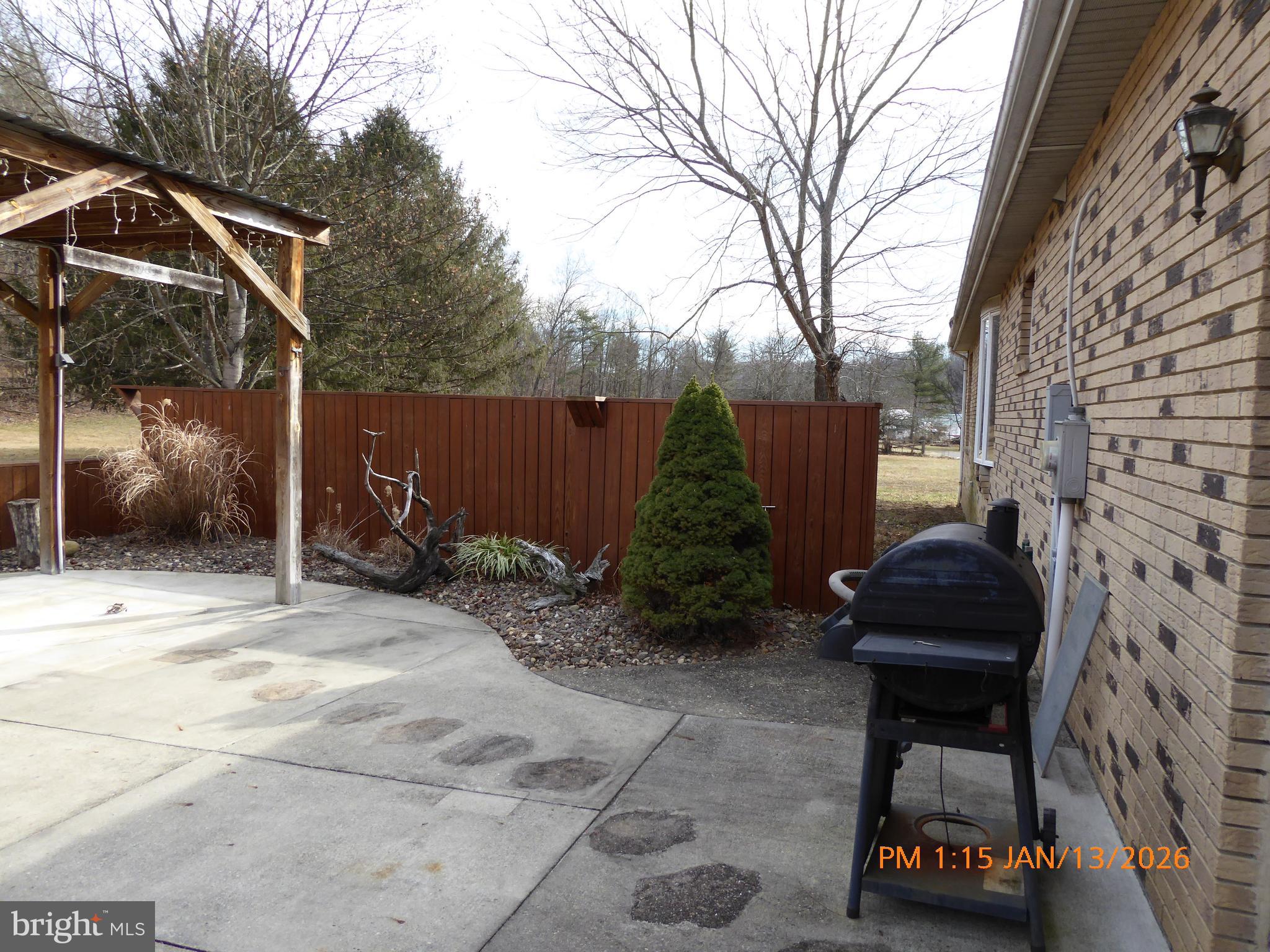 102 Dry Run Road Burlington, WV 26710 - Photo 17 of 85