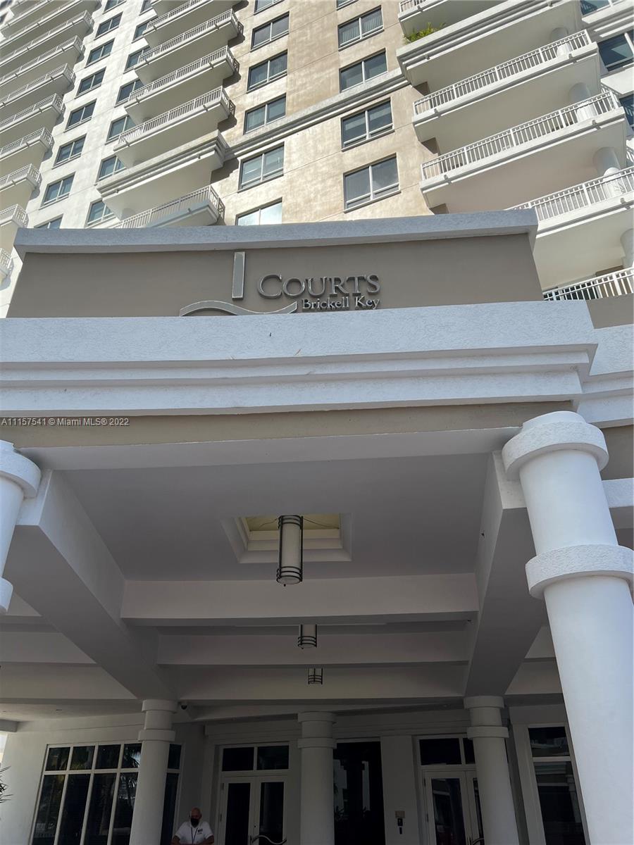 801 Brickell Key Boulevard, Unit 1506 Miami, FL 33131 - Photo 2 of 27 a view of a refrigerator