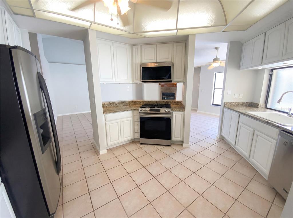 10244 Hoover Street Spring Hill, FL 34608 - Photo 17 of 35