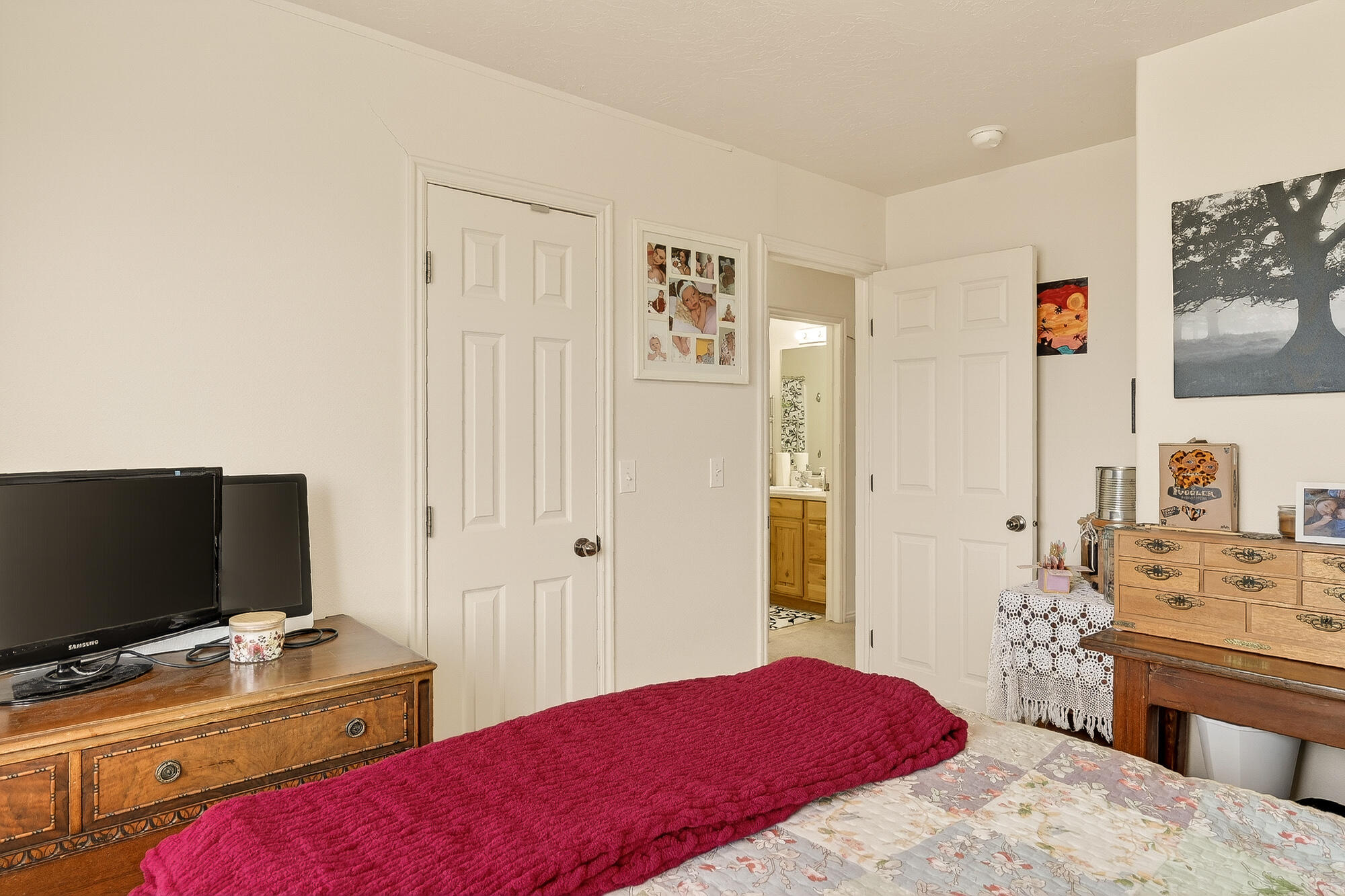 577-593 East Nichols Canyon Road, Unit 577579 & 591593 RV GARAGE Cedar City, UT 84721 - Photo 24 of 102 Bedroom 2