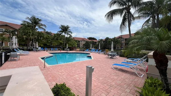 $260,000 | 8851 Wiles Road, Unit 108, Coral Springs, FL 33067