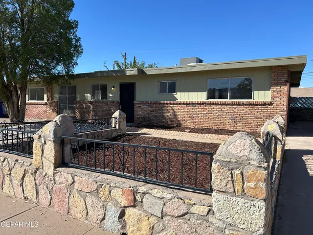 $219,900 | 5517 Vancouver Street, El Paso, TX 79924