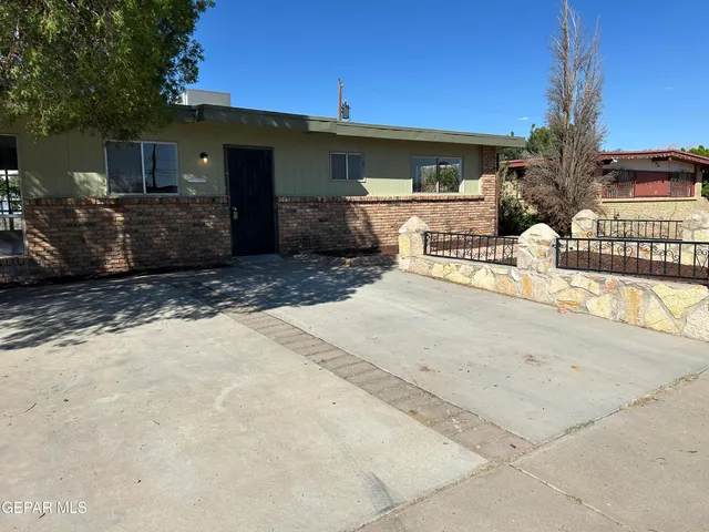 $219,900 | 5517 Vancouver Street, El Paso, TX 79924
