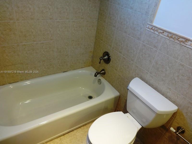 1165 98th Street, Unit 403 Bay Harbor Islands, FL 33154 - Photo 13 of 16