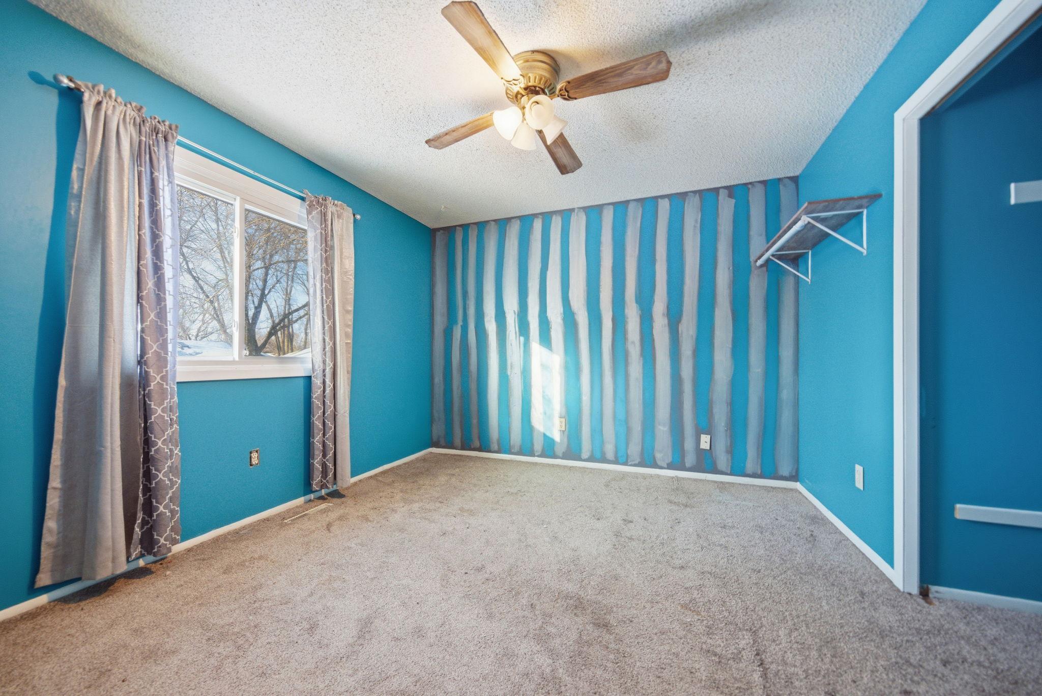 941 104th Avenue Northwest Coon Rapids, MN 55433 - Photo 18 of 34