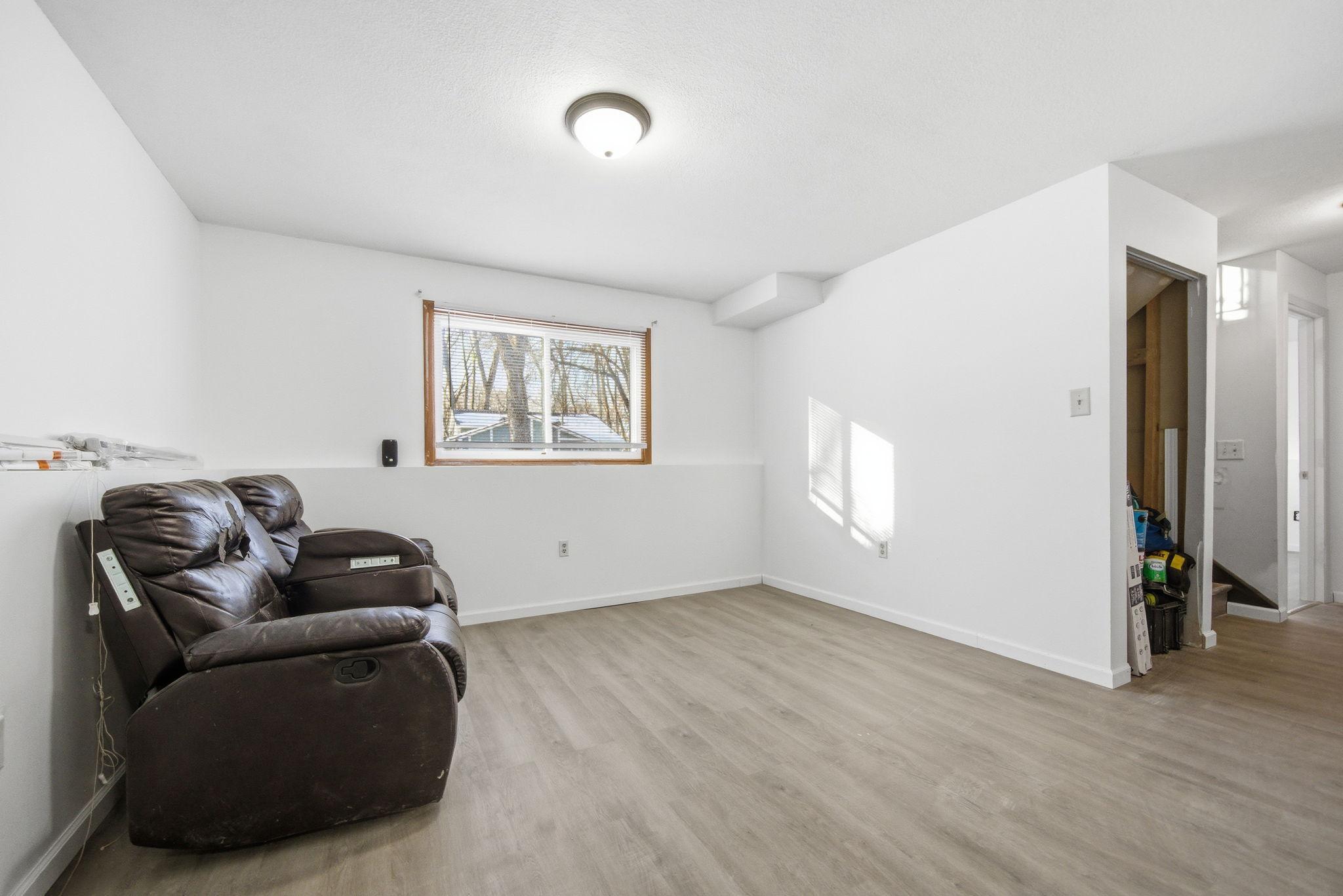 941 104th Avenue Northwest Coon Rapids, MN 55433 - Photo 25 of 34