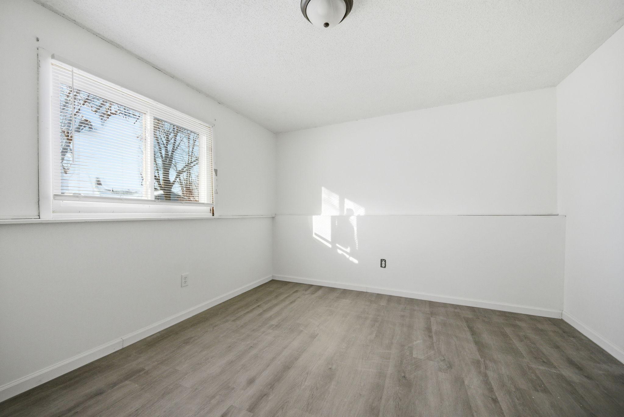 941 104th Avenue Northwest Coon Rapids, MN 55433 - Photo 29 of 34