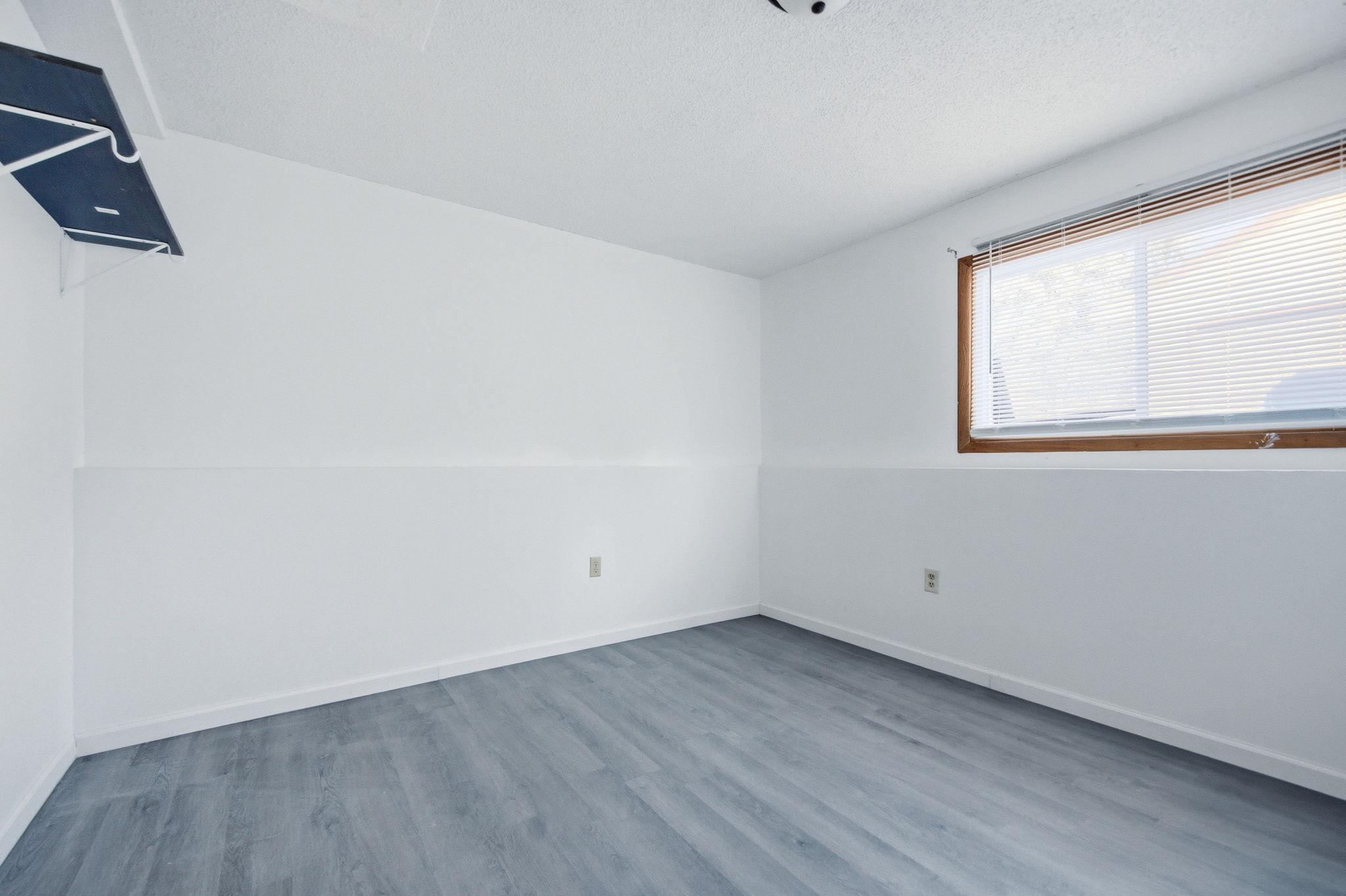 941 104th Avenue Northwest Coon Rapids, MN 55433 - Photo 30 of 34