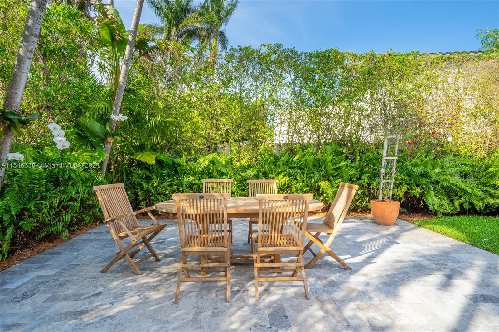 4334 Alton Road Miami Beach, FL 33140 - Photo 26 of 31 Gallery Image 26