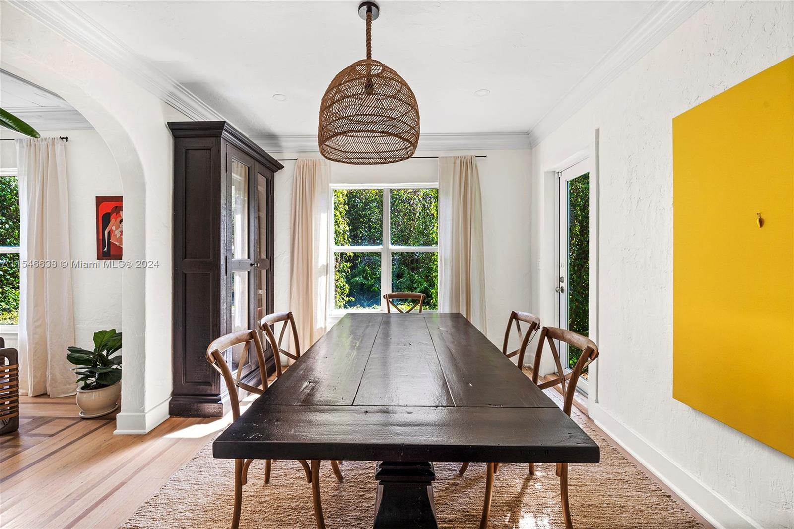 4334 Alton Road Miami Beach, FL 33140 - Photo 10 of 31 Gallery Image 10