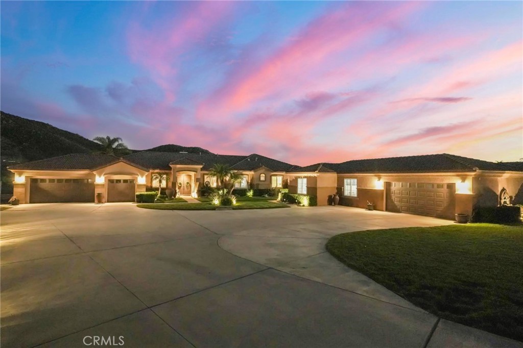 23894 Trail Duster Court Perris, CA 92570 - Photo 1 of 75 a view of an ocean with city view