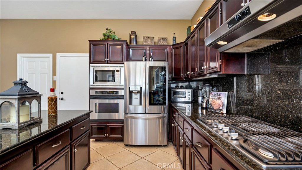 23894 Trail Duster Court Perris, CA 92570 - Photo 21 of 75