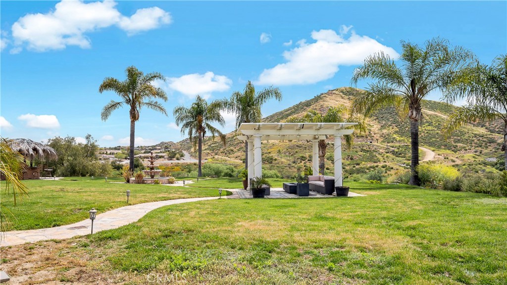 23894 Trail Duster Court Perris, CA 92570 - Photo 57 of 75 a view of a garden
