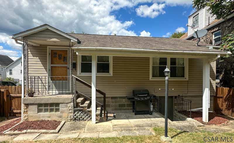 737 R Linden Avenue Johnstown, PA 15902 - Photo 1 of 16