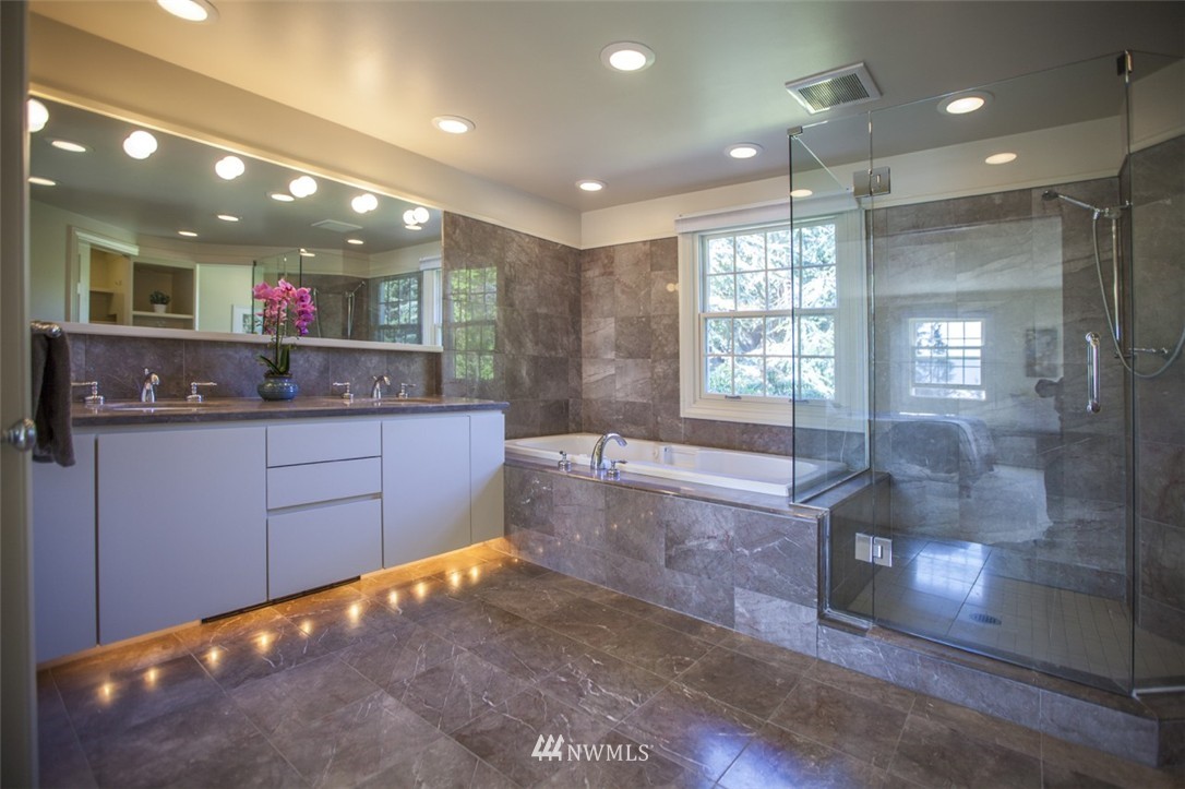 294 Briar Road Bellingham, WA 98225 - Photo 22 of 25 a view of kitchen and window