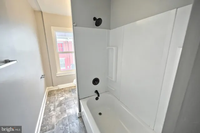 $140,000 | 220 Grantley Street, York, PA 17401