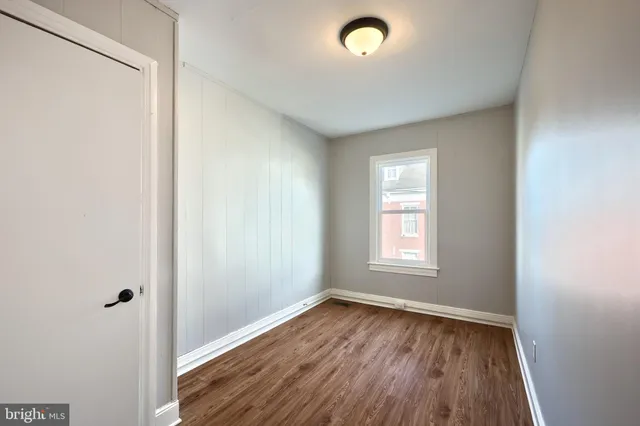 $140,000 | 220 Grantley Street, York, PA 17401