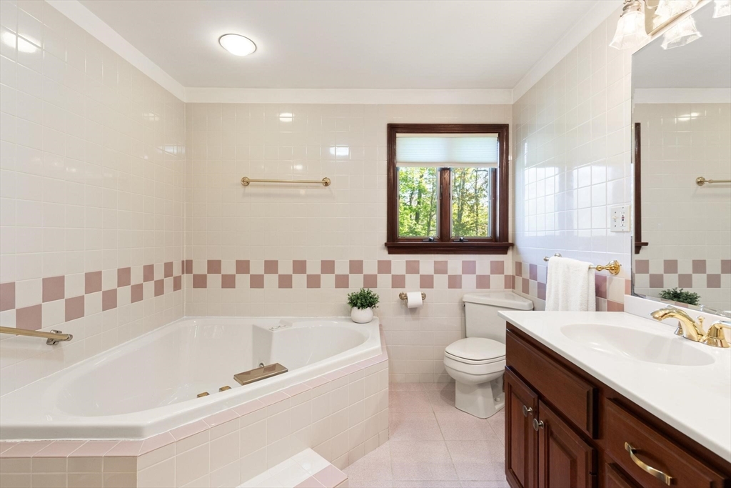 10 Lowell Road Westford, MA 01886 - Photo 14 of 25