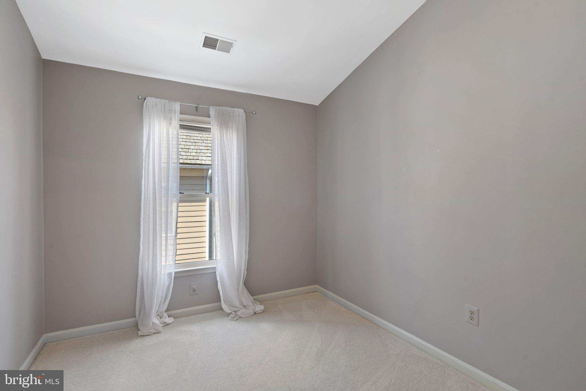 203 Ridgepoint Place Gaithersburg, MD 20878 - Photo 22 of 42