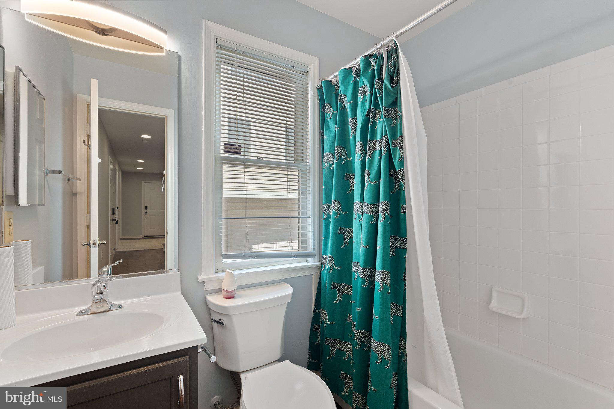 203 Ridgepoint Place Gaithersburg, MD 20878 - Photo 38 of 42