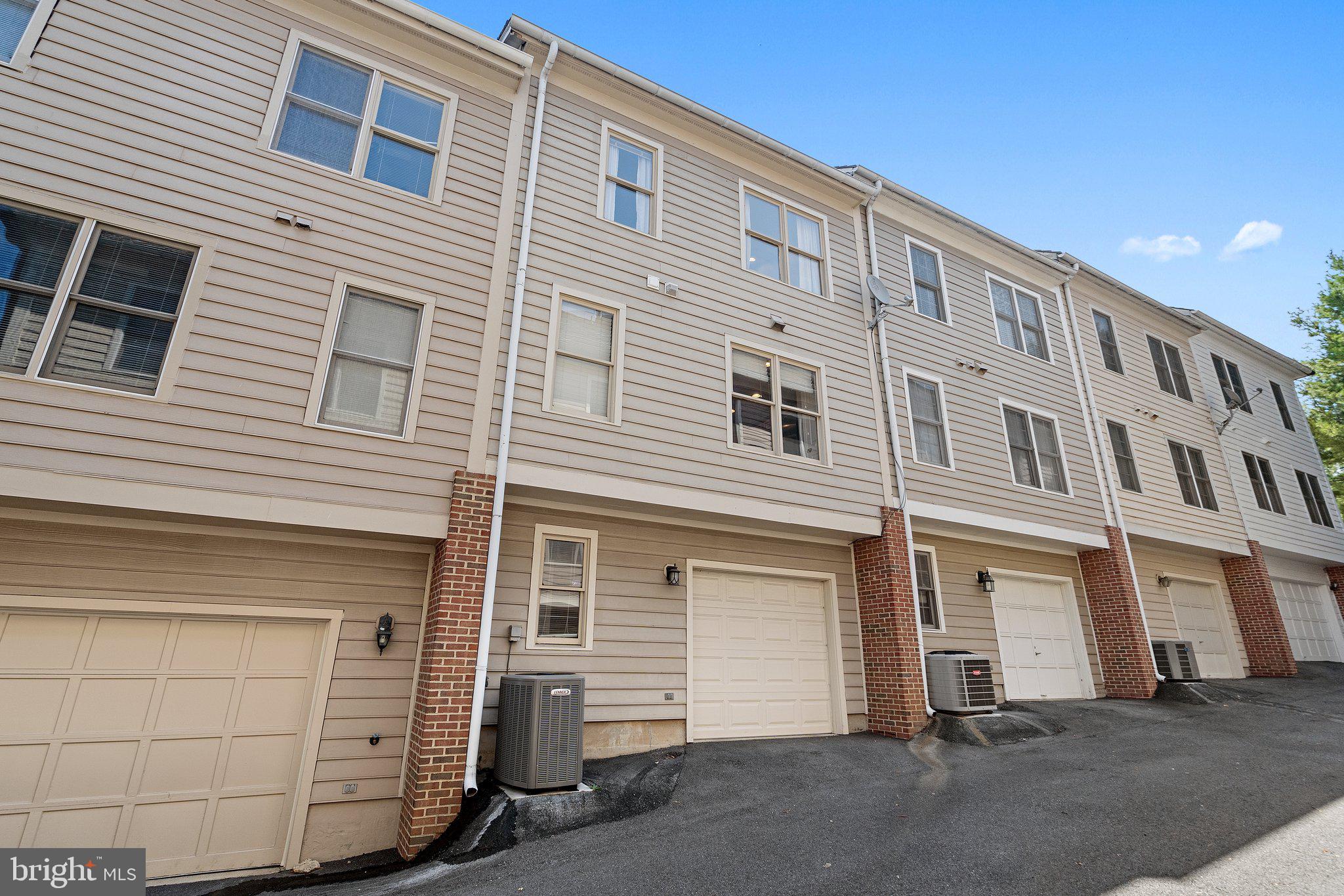 203 Ridgepoint Place Gaithersburg, MD 20878 - Photo 39 of 42