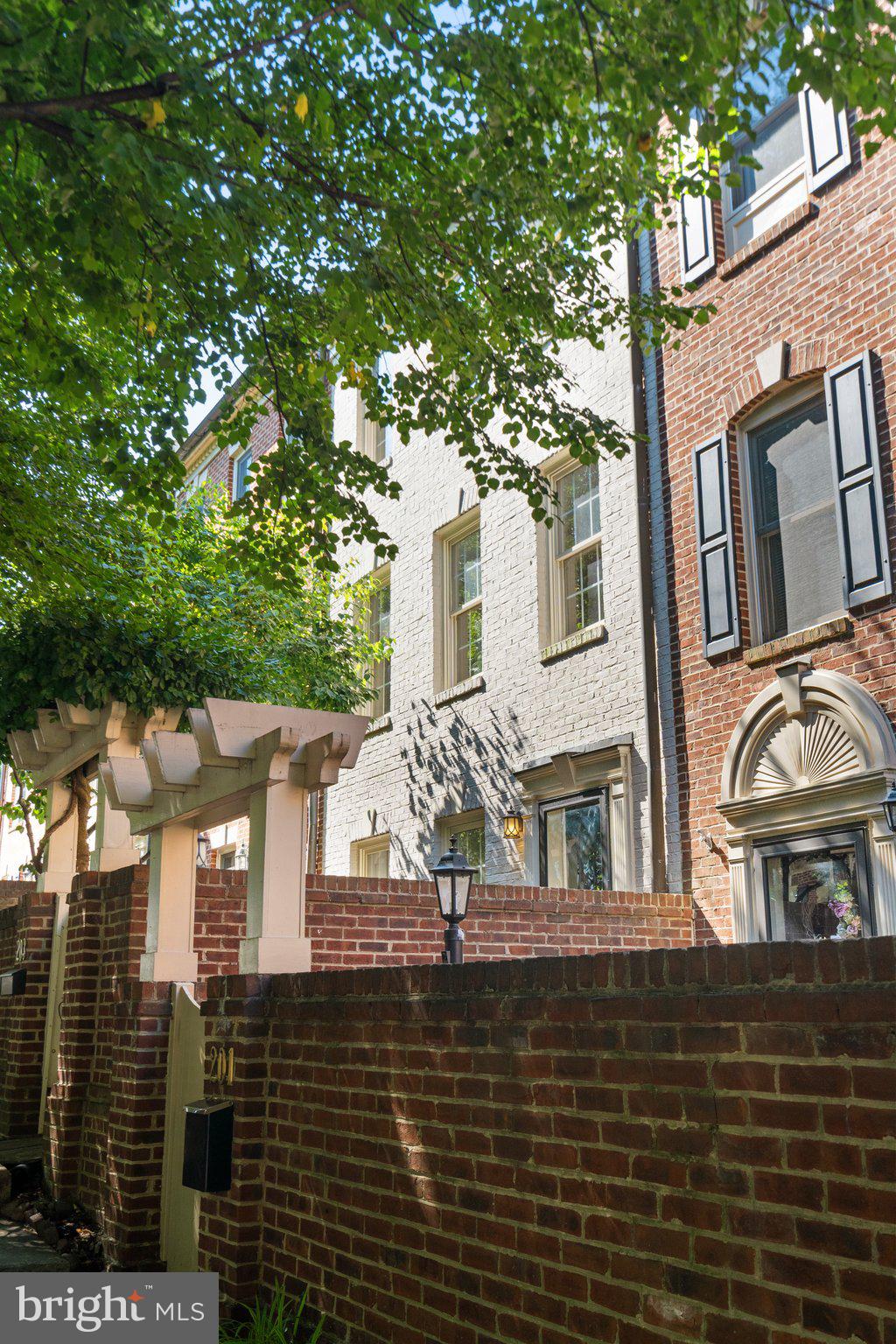 203 Ridgepoint Place Gaithersburg, MD 20878 - Photo 6 of 42