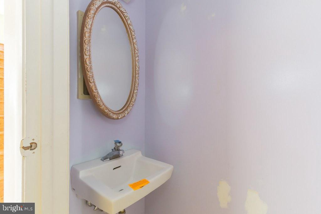 1430 Farmcrest Way Silver Spring, MD 20905 - Photo 22 of 22 Gallery Image 22