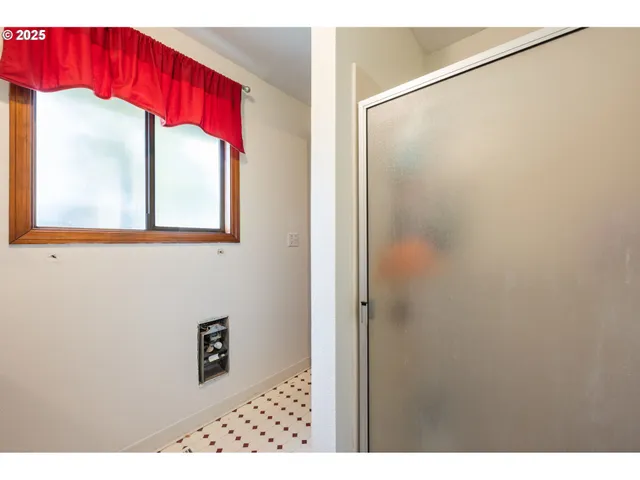 $499,000 | 39355 Glover Court, Sandy, OR 97055