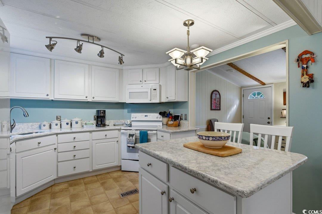 1021 South Marlin Circle Murrells Inlet, SC 29576 - Photo 10 of 30