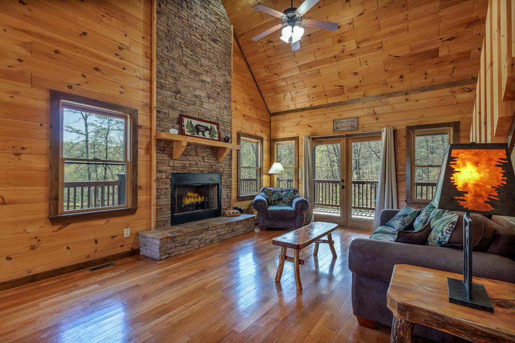 166 Dallas Lane Blue Ridge, GA 30513 - Photo 10 of 27