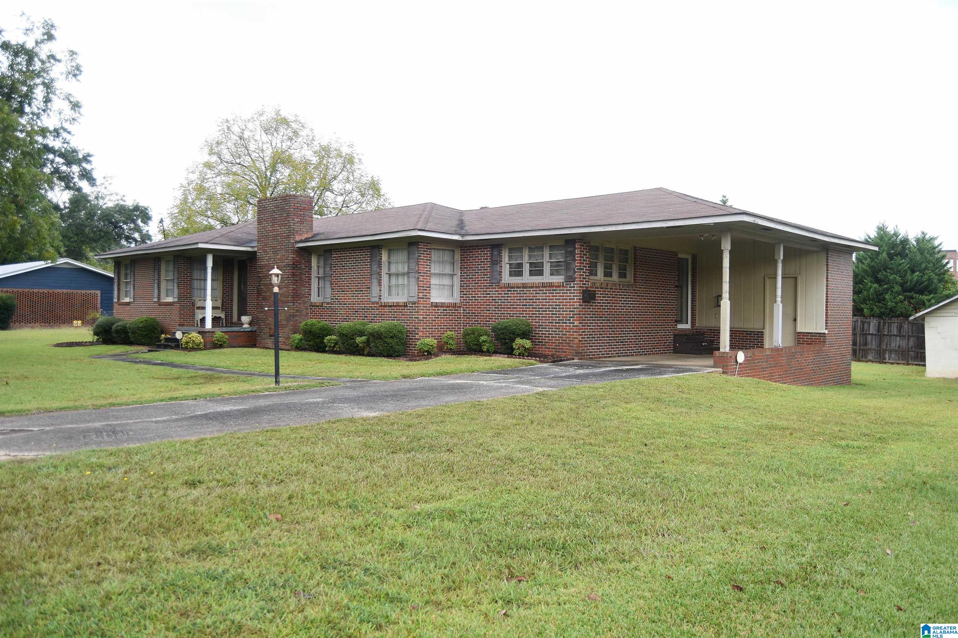 101 Adelaide Street Southwest Jacksonville, AL 36265 - Photo 3 of 54