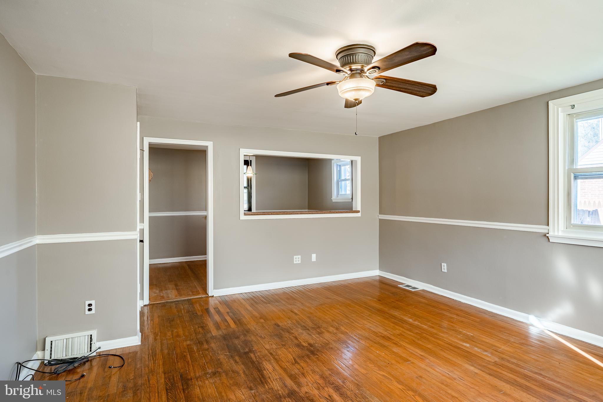 712 South York Road Hatboro, PA 19040 - Photo 11 of 37