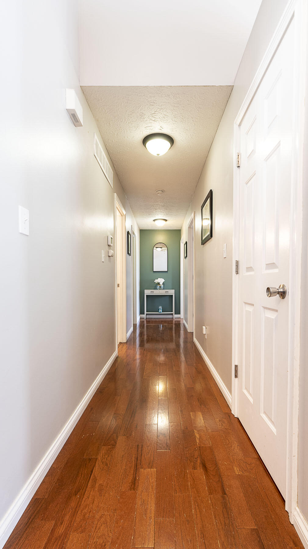 3944 Boston Road Lexington, KY 40514 - Photo 8 of 24 hallway
