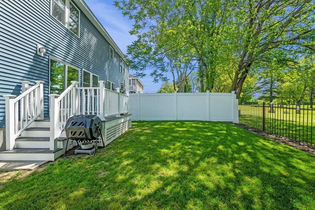 72 Manchester Street, Unit 72 Lowell, MA 01852 - Photo 36 of 41