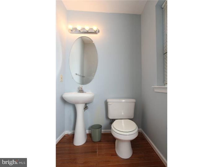 247 Ripka Street Philadelphia, PA 19127 - Photo 10 of 25