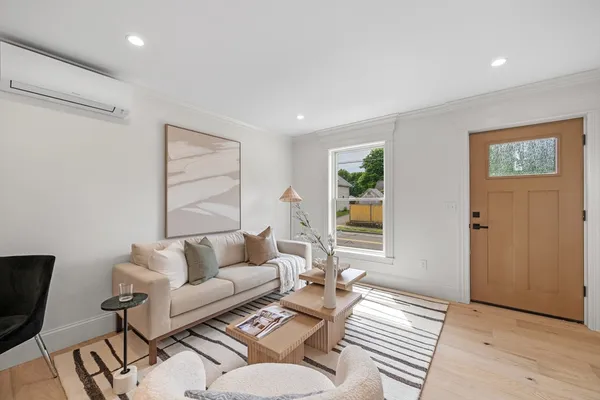 $1,350,000 | 41 Hobart Street, Danvers, MA 01923