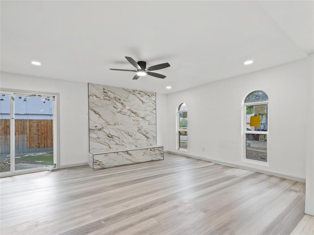 326 Bluebonnet Trail Garland, TX 75043 - Photo 8 of 25