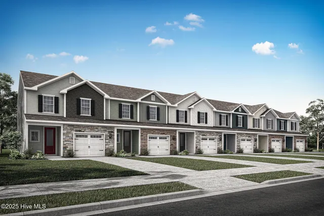 $319,900 | 93 Cmns Vw Drive, Hampstead, NC 28443