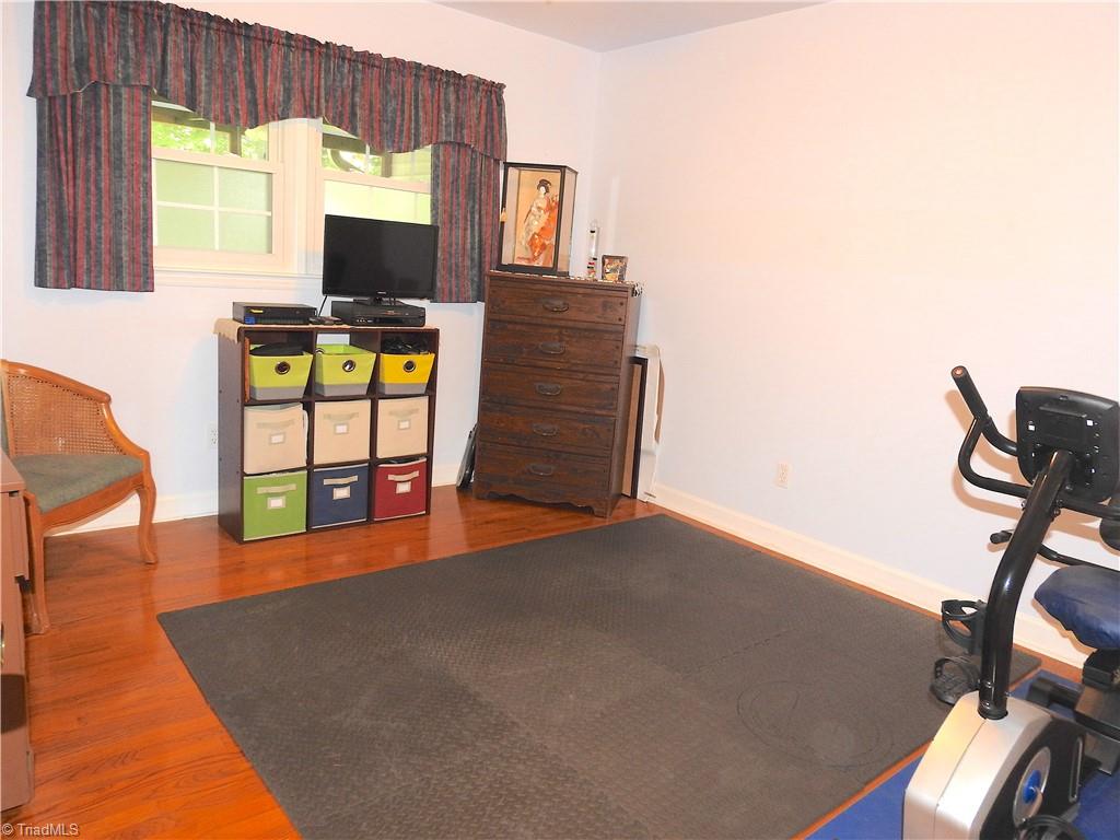 3616 Pinetop Road Greensboro, NC 27410 - Photo 14 of 24 Gallery Image 14