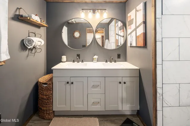 $418,000 | 929 Patria Road, Fulton, NY 12187