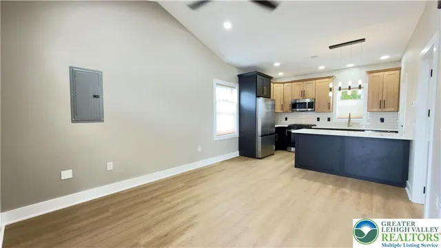 $1,790 | 1511 Lincoln Street, Unit B, Catasauqua, PA 18032