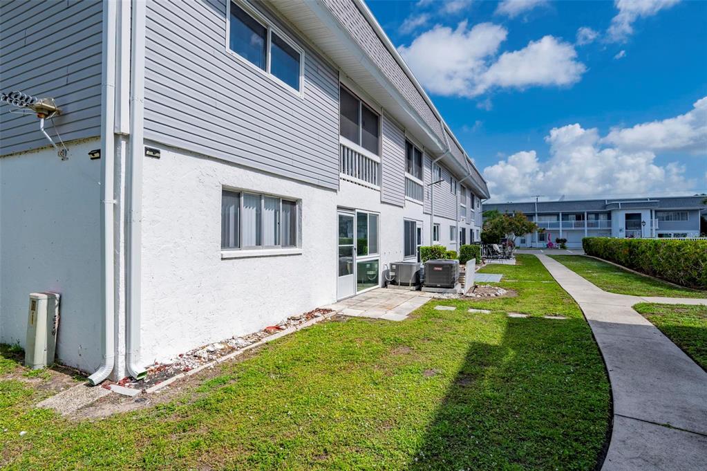 22375 Edgewater Drive, Unit 123 Port Charlotte, FL 33980 - Photo 31 of 93