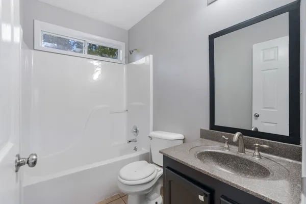 $450,000 | 185 Oak Street, Clarksville, TN 37042