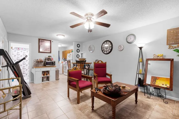 $450,000 | 185 Oak Street, Clarksville, TN 37042