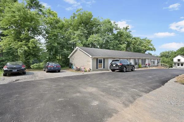 $450,000 | 185 Oak Street, Clarksville, TN 37042