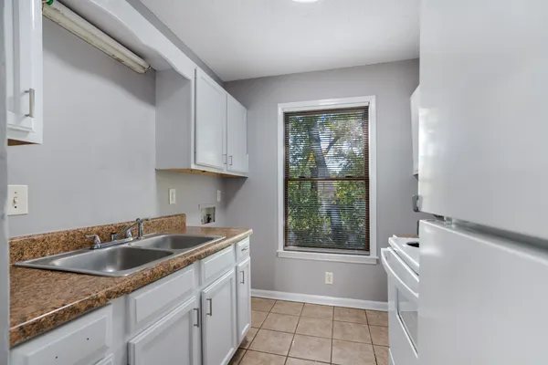 $450,000 | 185 Oak Street, Clarksville, TN 37042