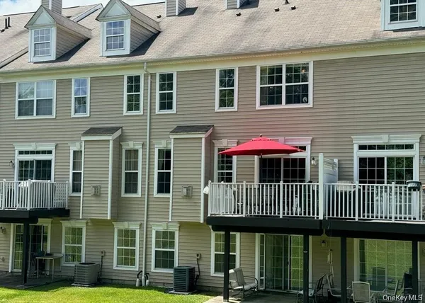 $3,800 | 5 Case Court, Monroe, NY 10950